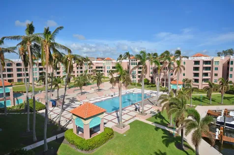 100 Se 5th Avenue Boca Raton FL 33432