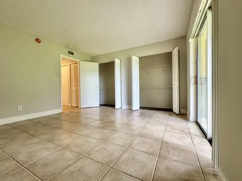 1830 W Meadows Circle Boynton Beach FL 33436