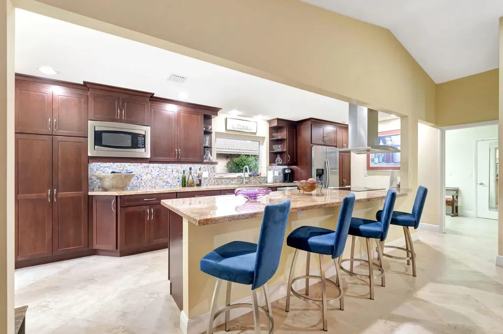 6858 Villas Drive Boca Raton FL 33433