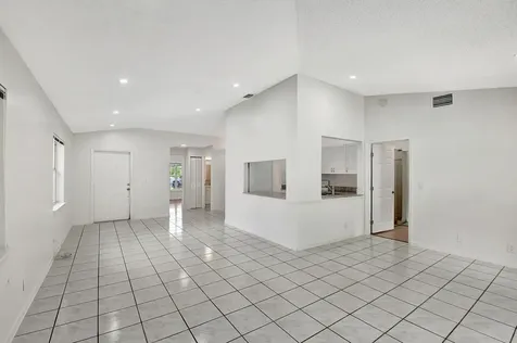 10390 Boynton Place Circle Boynton Beach FL 33437