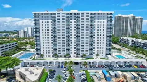 3015 N Ocean Boulevard Fort Lauderdale FL 33308