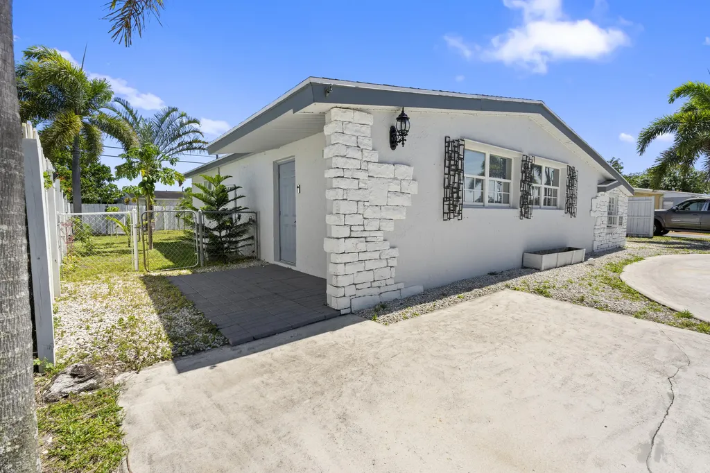 9170 Keating Drive Palm Beach Gardens FL 33410
