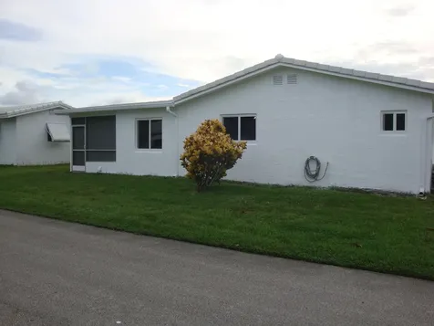 2204 Sw 19th Avenue Boynton Beach FL 33426