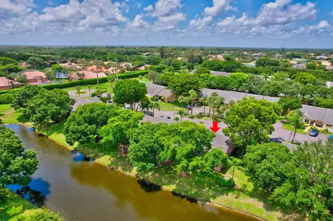 10958 Lake Front Place Boca Raton FL 33498