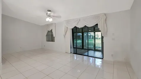 10958 Lake Front Place Boca Raton FL 33498