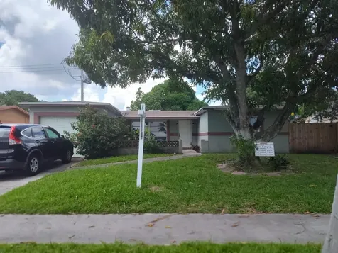 8001 Nw 3rd Place Margate FL 33063
