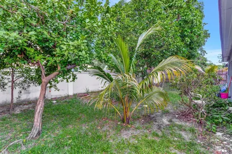 8001 Nw 3rd Place Margate FL 33063