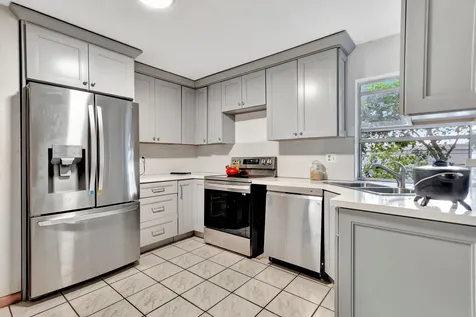 8001 Nw 3rd Place Margate FL 33063