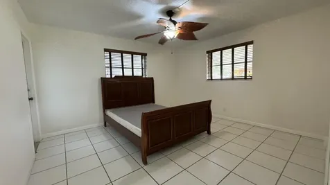 2647 N Garden Drive Lake Worth FL 33461