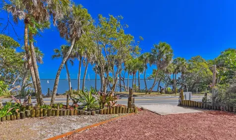 8073 S Indian River Drive Fort Pierce FL 34982