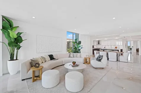 475 E Royal Palm Road Boca Raton FL 33432