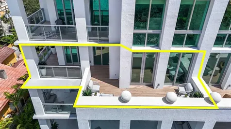 475 E Royal Palm Road Boca Raton FL 33432