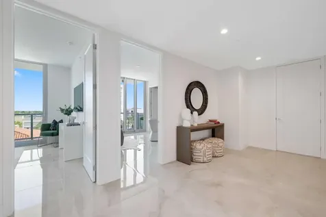 475 E Royal Palm Road Boca Raton FL 33432