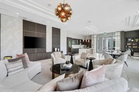 475 E Royal Palm Road Boca Raton FL 33432