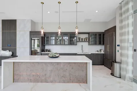 475 E Royal Palm Road Boca Raton FL 33432