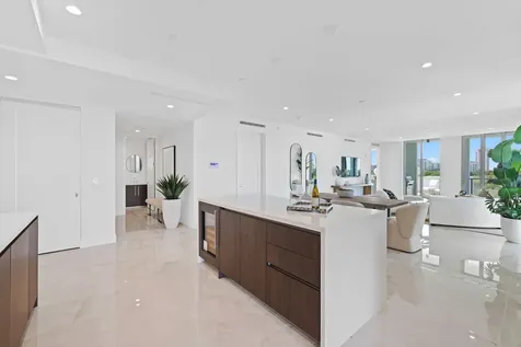 475 E Royal Palm Road Boca Raton FL 33432