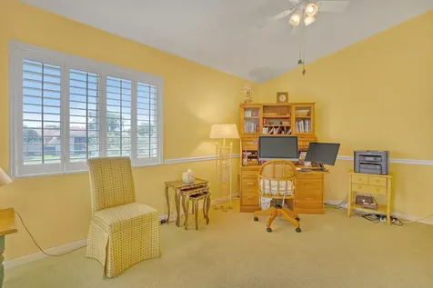 23140 Island View Boca Raton FL 33433