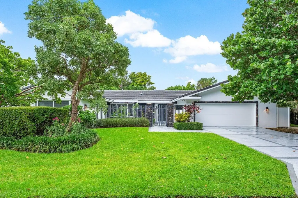 2401 Banyan Road Boca Raton FL 33432
