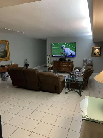 16023 Kingsmoor Way Miami Lakes FL 33014