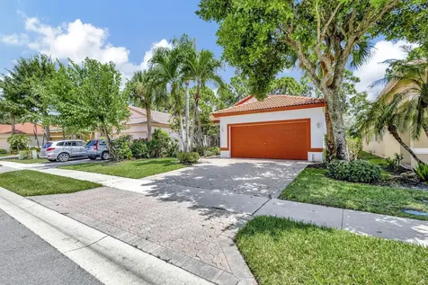 8223 Bellafiore Way Boynton Beach FL 33472