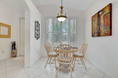 8223 Bellafiore Way Boynton Beach FL 33472