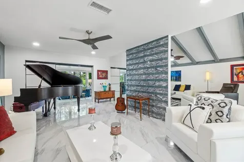 28 Woods Lane Boynton Beach FL 33436