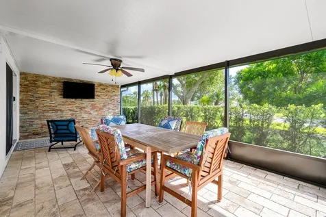 28 Woods Lane Boynton Beach FL 33436