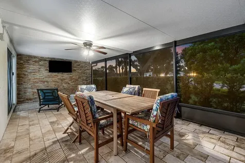 28 Woods Lane Boynton Beach FL 33436