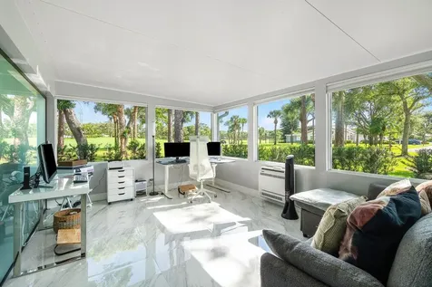 28 Woods Lane Boynton Beach FL 33436