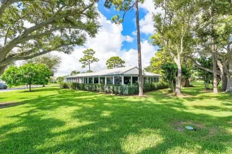 28 Woods Lane Boynton Beach FL 33436