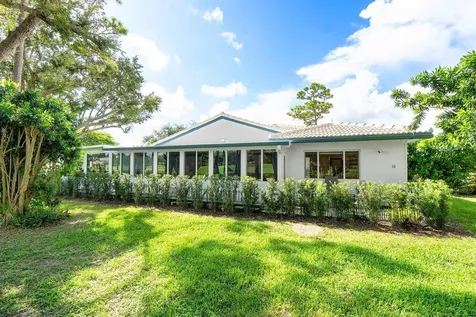 28 Woods Lane Boynton Beach FL 33436