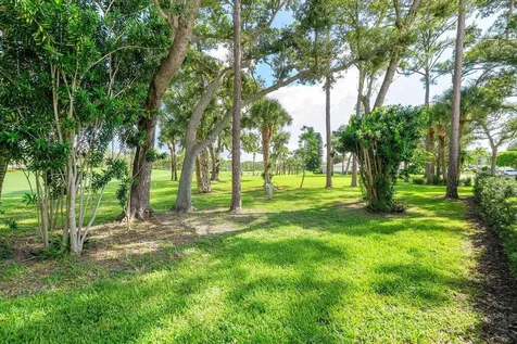 28 Woods Lane Boynton Beach FL 33436