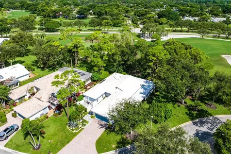 28 Woods Lane Boynton Beach FL 33436