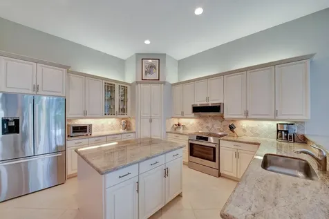 9867 Bluefield Drive Boynton Beach FL 33473