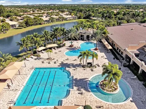 9867 Bluefield Drive Boynton Beach FL 33473