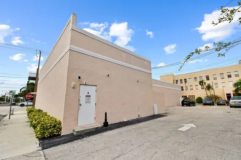 2730 S Dixie Highway West Palm Beach FL 33405