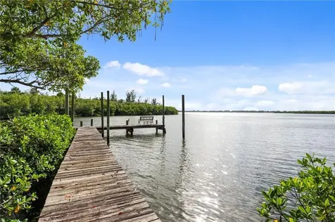 395 Live Oak Drive Vero Beach FL 32963