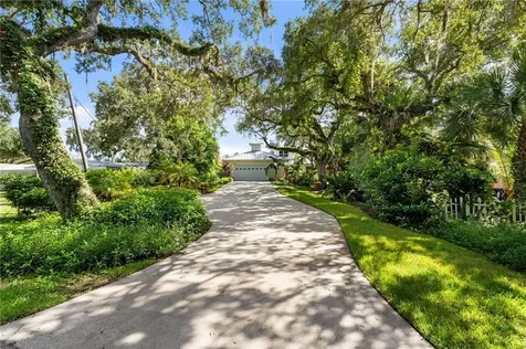 395 Live Oak Drive Vero Beach FL 32963