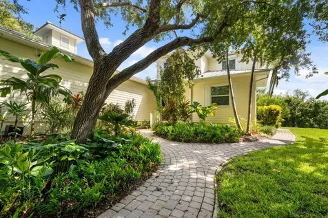 395 Live Oak Drive Vero Beach FL 32963