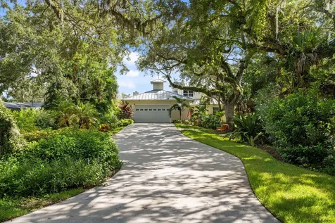 395 Live Oak Drive Vero Beach FL 32963