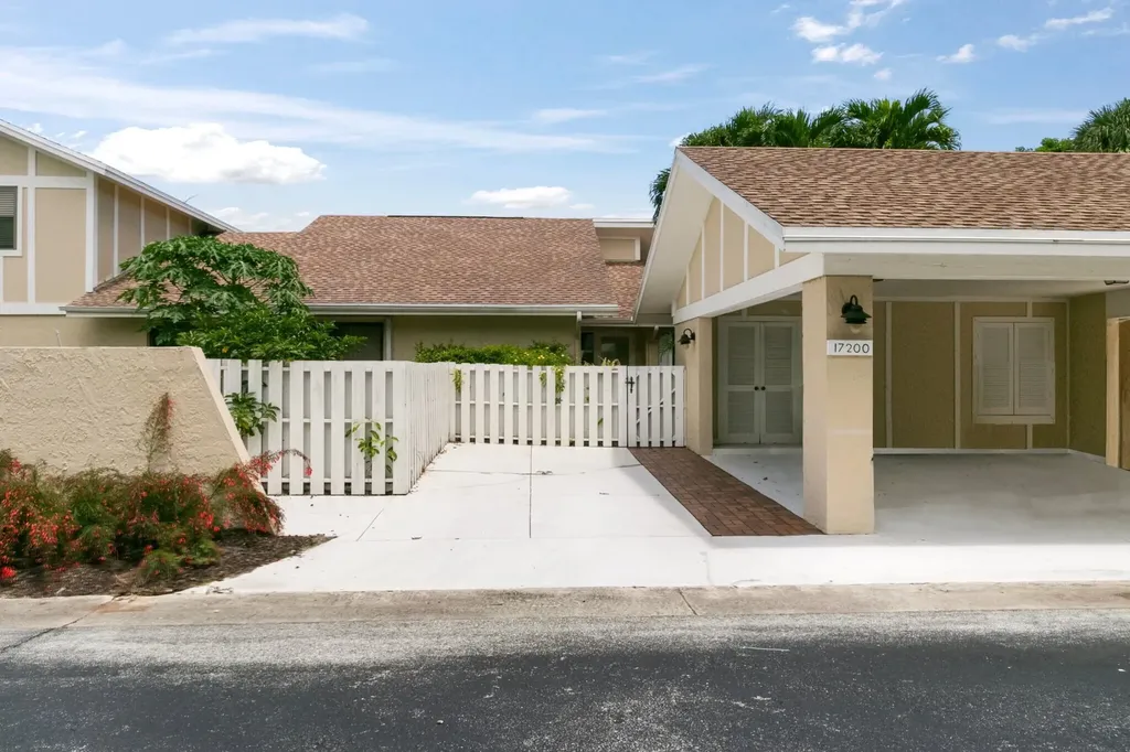 17200 Fownes Crescent Jupiter FL 33477