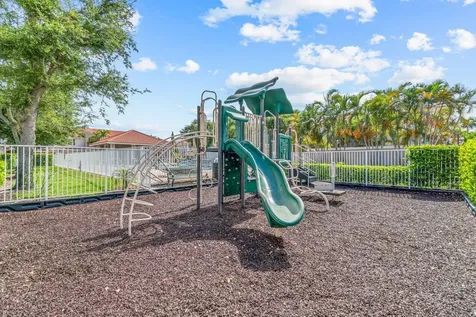 40 Lancaster Road Boynton Beach FL 33426