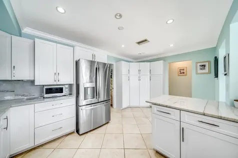 4010 Ne 25th Avenue Lighthouse Point FL 33064
