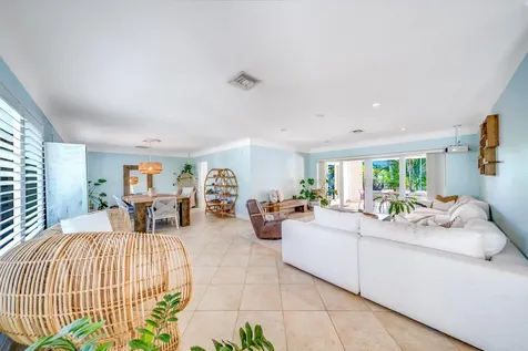 4010 Ne 25th Avenue Lighthouse Point FL 33064