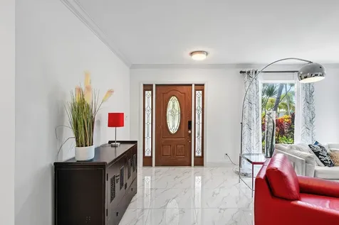 7001 Ne 7th Avenue Boca Raton FL 33487