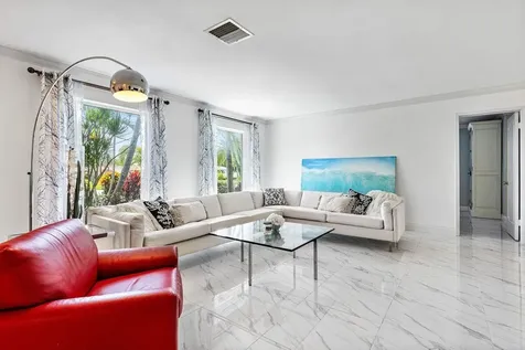 7001 Ne 7th Avenue Boca Raton FL 33487
