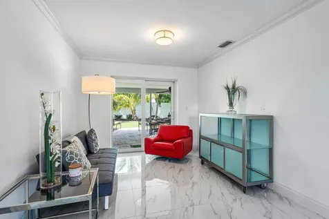 7001 Ne 7th Avenue Boca Raton FL 33487