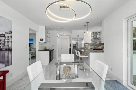 7001 Ne 7th Avenue Boca Raton FL 33487
