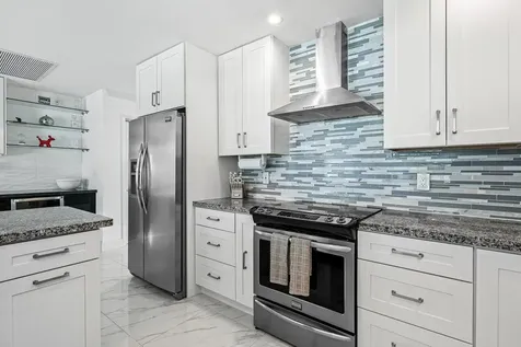 7001 Ne 7th Avenue Boca Raton FL 33487