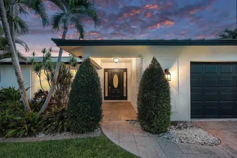 7001 Ne 7th Avenue Boca Raton FL 33487